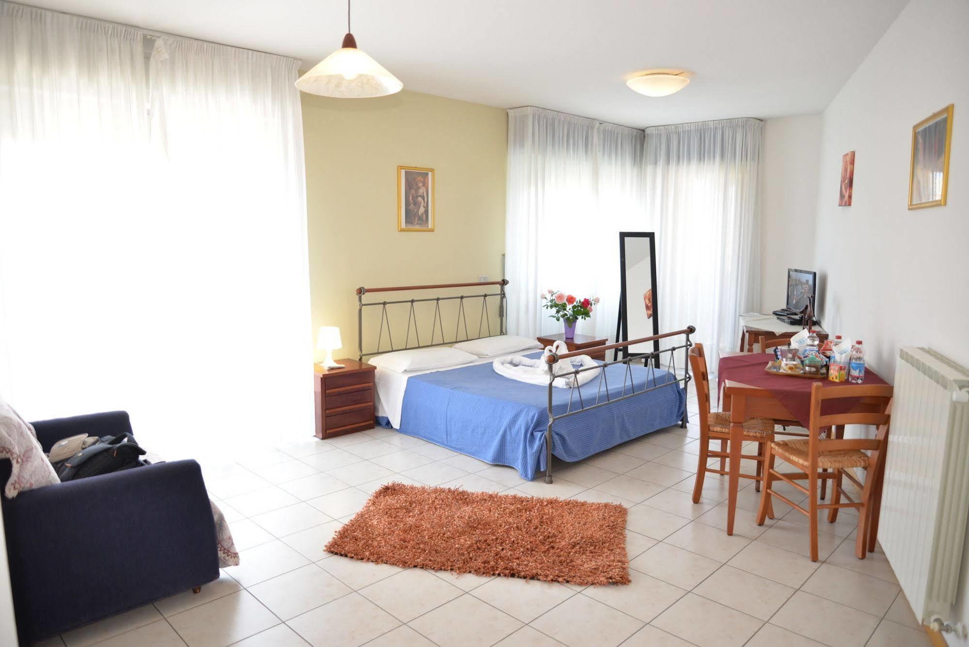 Residence Le Corniole Arezzo Zewnętrze zdjęcie